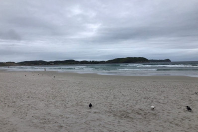 Cabo Frio tem quarta (31) chuvosa e com mar agitado