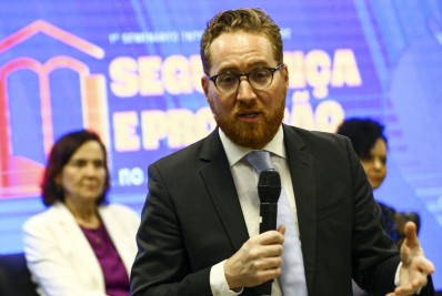 Escolas precisam de políticas de convivência para prevenir violência