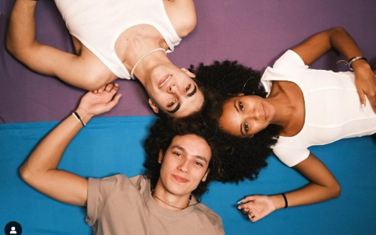 Desir&eacute;e disputou com mais dois brasileiros a posi&ccedil;&atilde;o deixada por Any Gabrielly no grupo