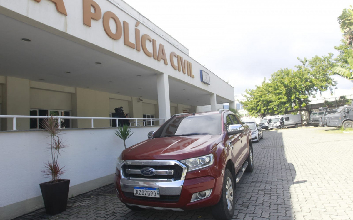 Material apreendido durante operação contra a milícia - Reginaldo Pimenta/Agência O DIA