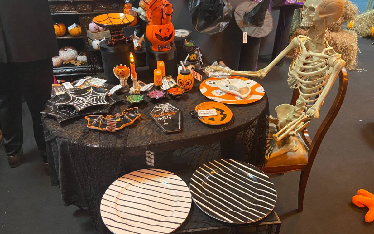 Destaque da feira é o segmento de festas sobre o Halloween - Ana Carolina Manzzi / Agência O Dia