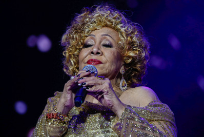 'Domingão com Huck' recebe Alcione em musical com sucessos