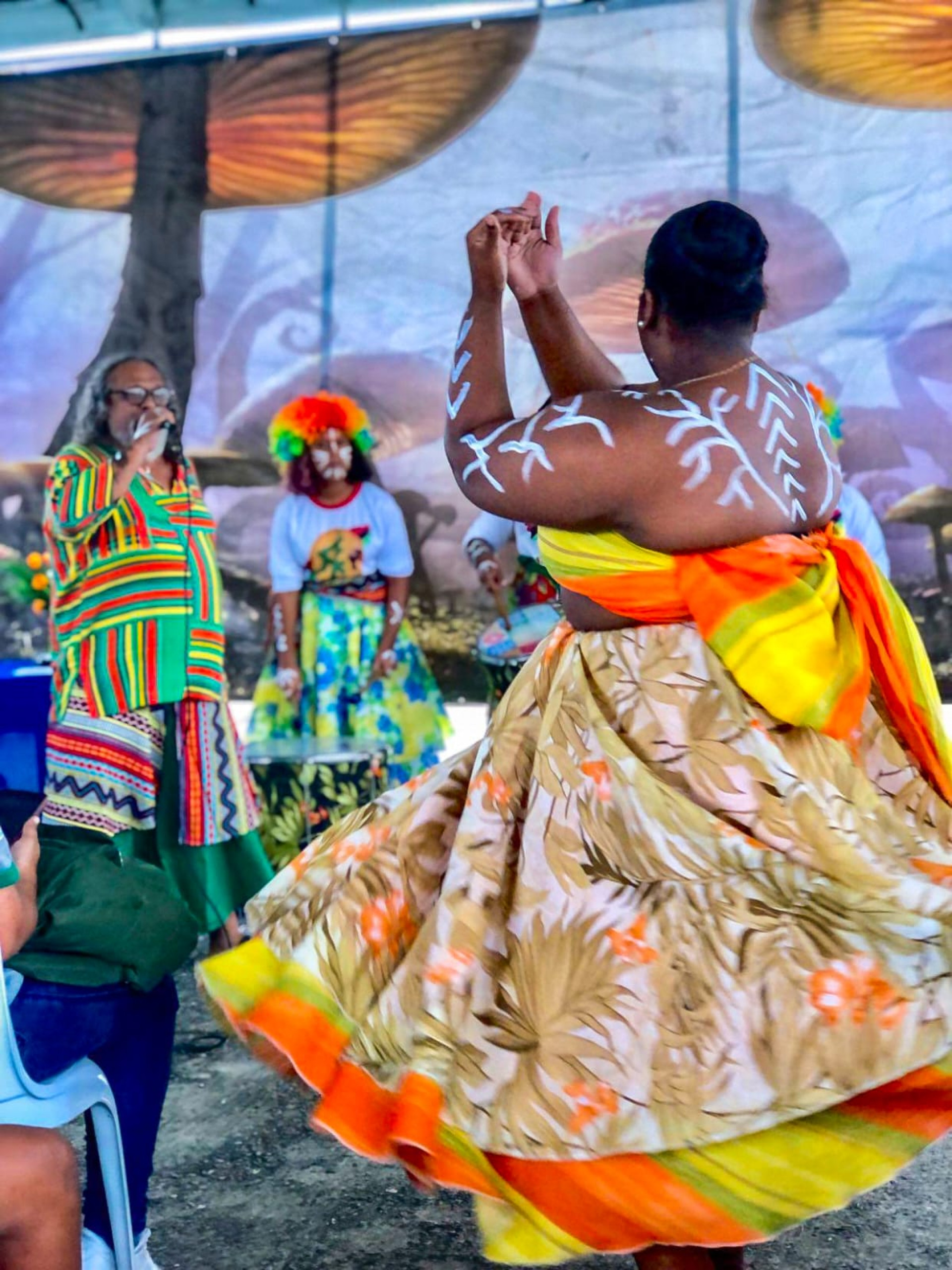 Grupo Ax&eacute; Odara se apresenta durante lan&ccedil;amento do projeto sobre patrim&ocirc;nio cultural em Guapimirim