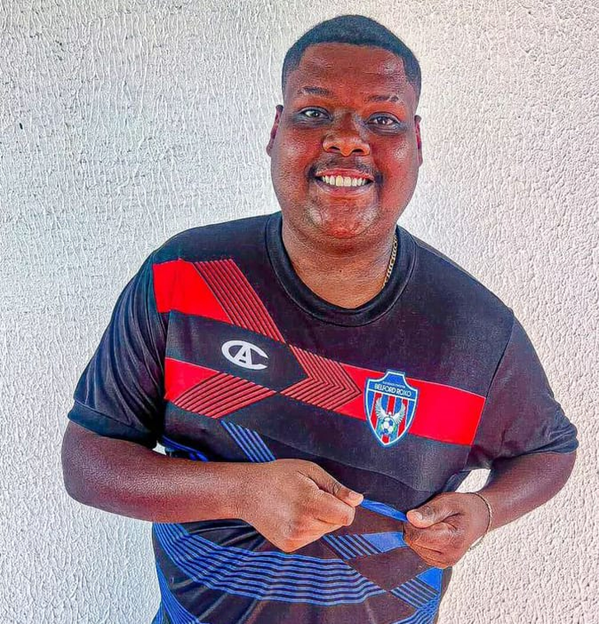 O coordenador de futebol da SE Belford Roxo, Marcos Leandro, destacou a import&acirc;ncia dos amistosos visando a disputa do Carioc&atilde;o - Divulga&ccedil;&atilde;o