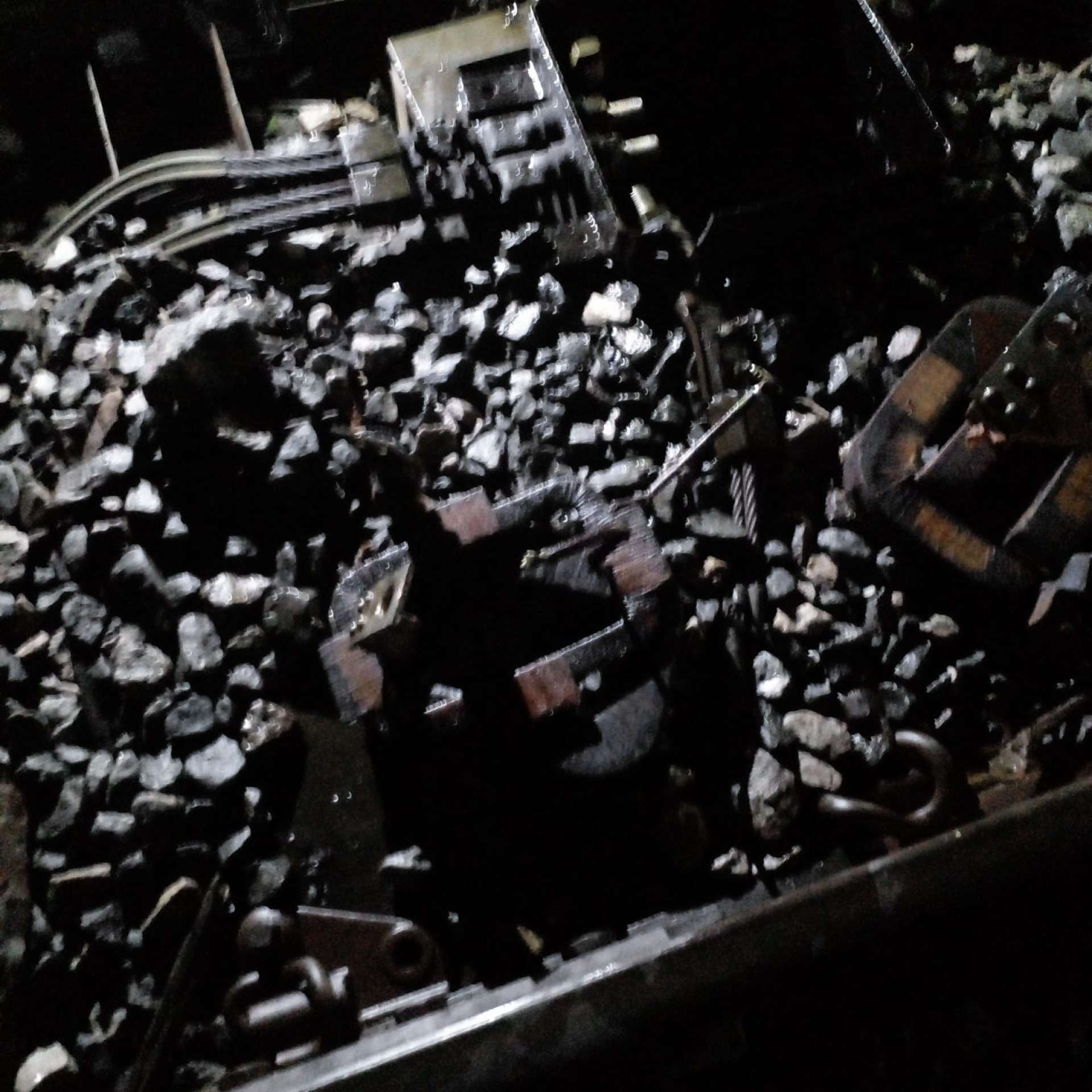 Pe&ccedil;as estavam sendo roubadas por criminosos durante a madrugada