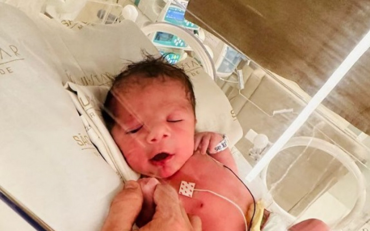 Nasce Miguel, filho de Cristiano e Paula Vaccari