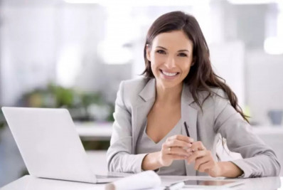 Banco oferece programa de capacitação gratuita para mulheres em tecnologia 