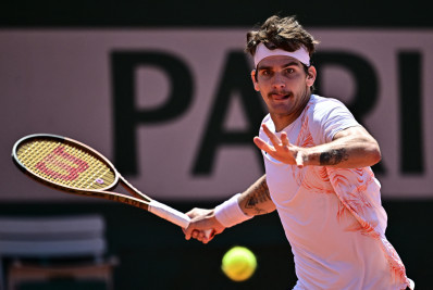 Luisa Stefani e Thiago Wild perdem para chineses e caem dos Jogos de Paris