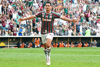 Ganso forma time do sonhos da sua carreira com R10, Neymar, Cano e coloca Diniz como técnico: 'É muito especial'