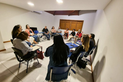 Búzios realiza reunião de aprimoramento com técnicos da Assistência Social do município