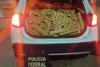 Polícia acha 800 kg de maconha em carro de luxo em Mato Grosso do Sul