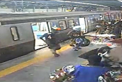 Polícia prende mais um suspeito de roubar pessoas vestido de bate-bola no Carnaval