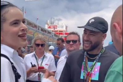 Vídeo mostra encontro entre Neymar e Rosalía em evento na Espanha 