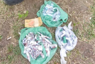 PM prende três homens acusados de tráfico de drogas em Araruama