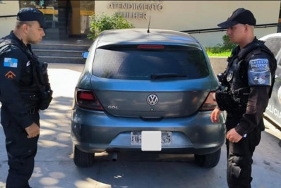 PM prende homem que se passava por dono de carro roubado em Belford Roxo