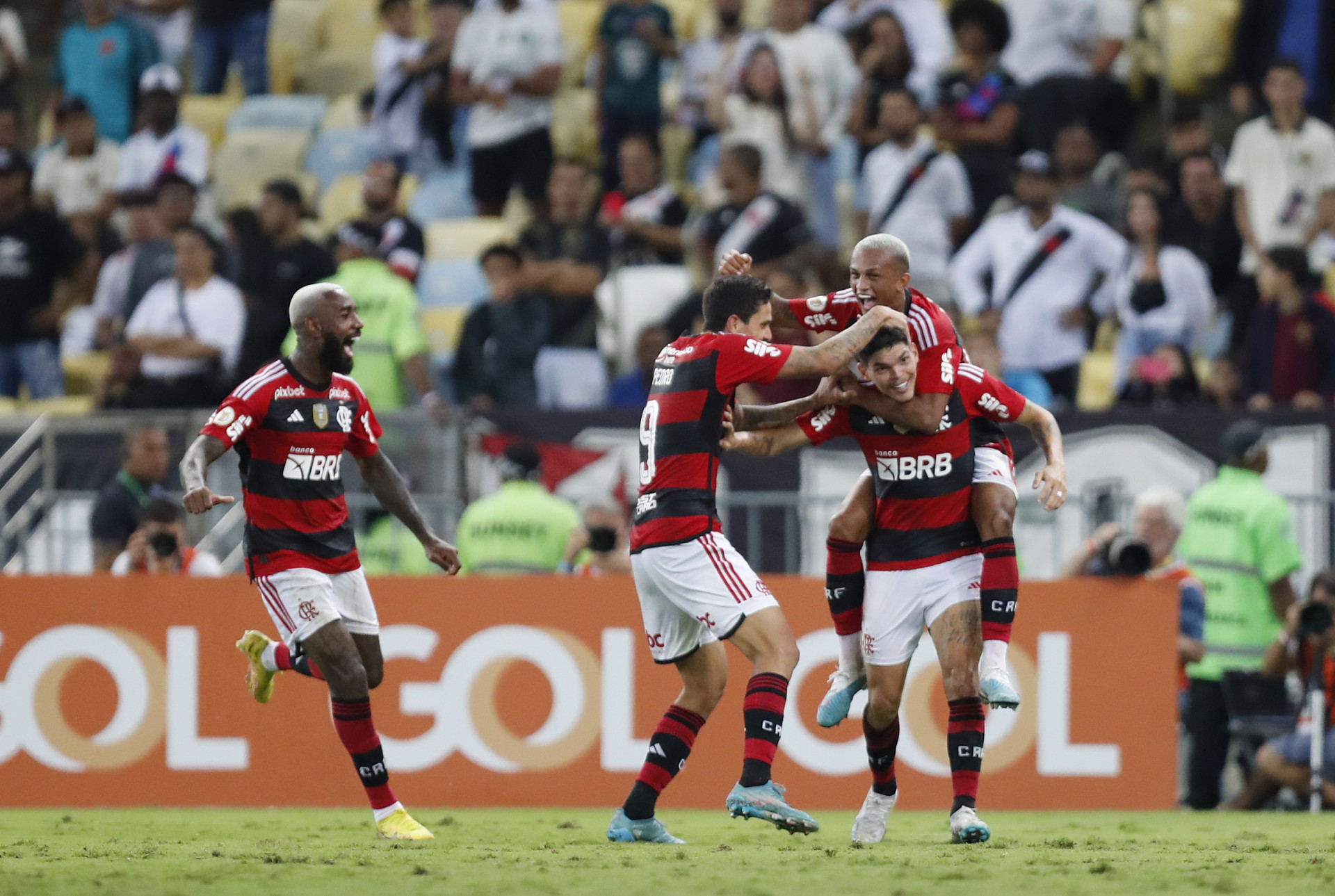  - Paula Reis / Flamengo