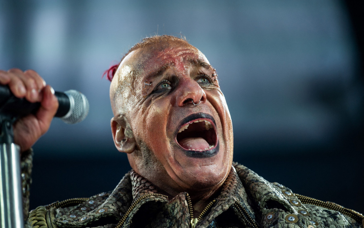 Till Lindemann, vocalista da banda, tem 60 anos