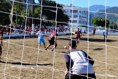 Dois times garantiram vagas para próxima fase do 2º Angrense de Futebol de Praia