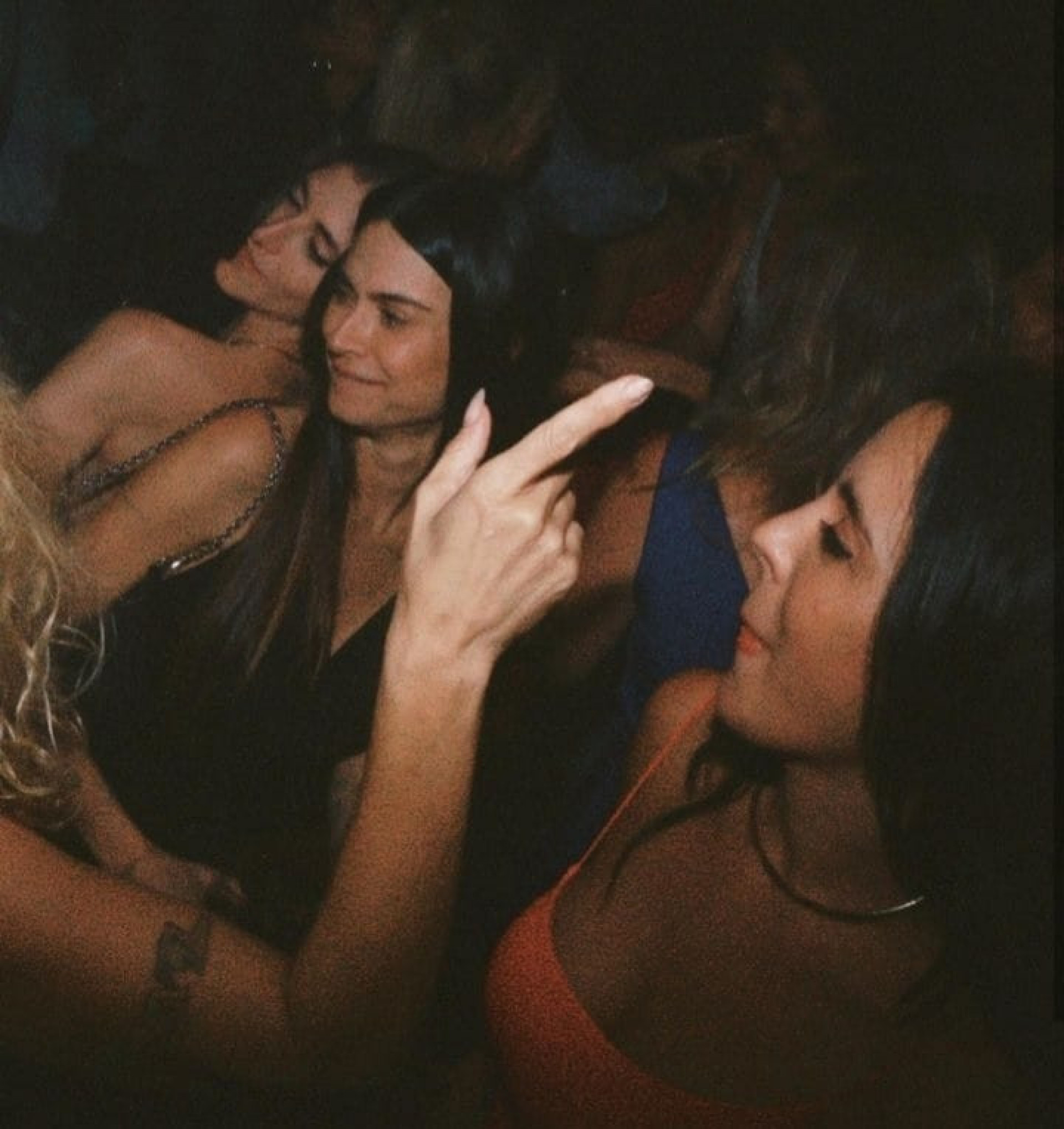 Thaila Ayala divulgou fotos do aniversário de Fernanda Paes Leme - Reprodução/Instagram