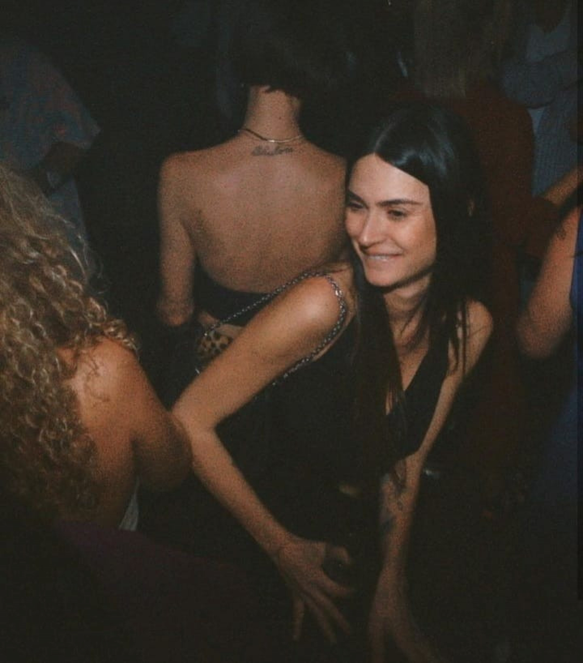 Thaila Ayala divulgou fotos do aniversário de Fernanda Paes Leme - Reprodução/Instagram
