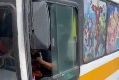 PM se envolve em confusão com motorista de ônibus escolar na Rocinha