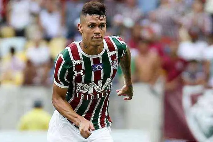 Richard em ação pelo Fluminense, em 2018 - Lucas Merçon / Fluminense FC