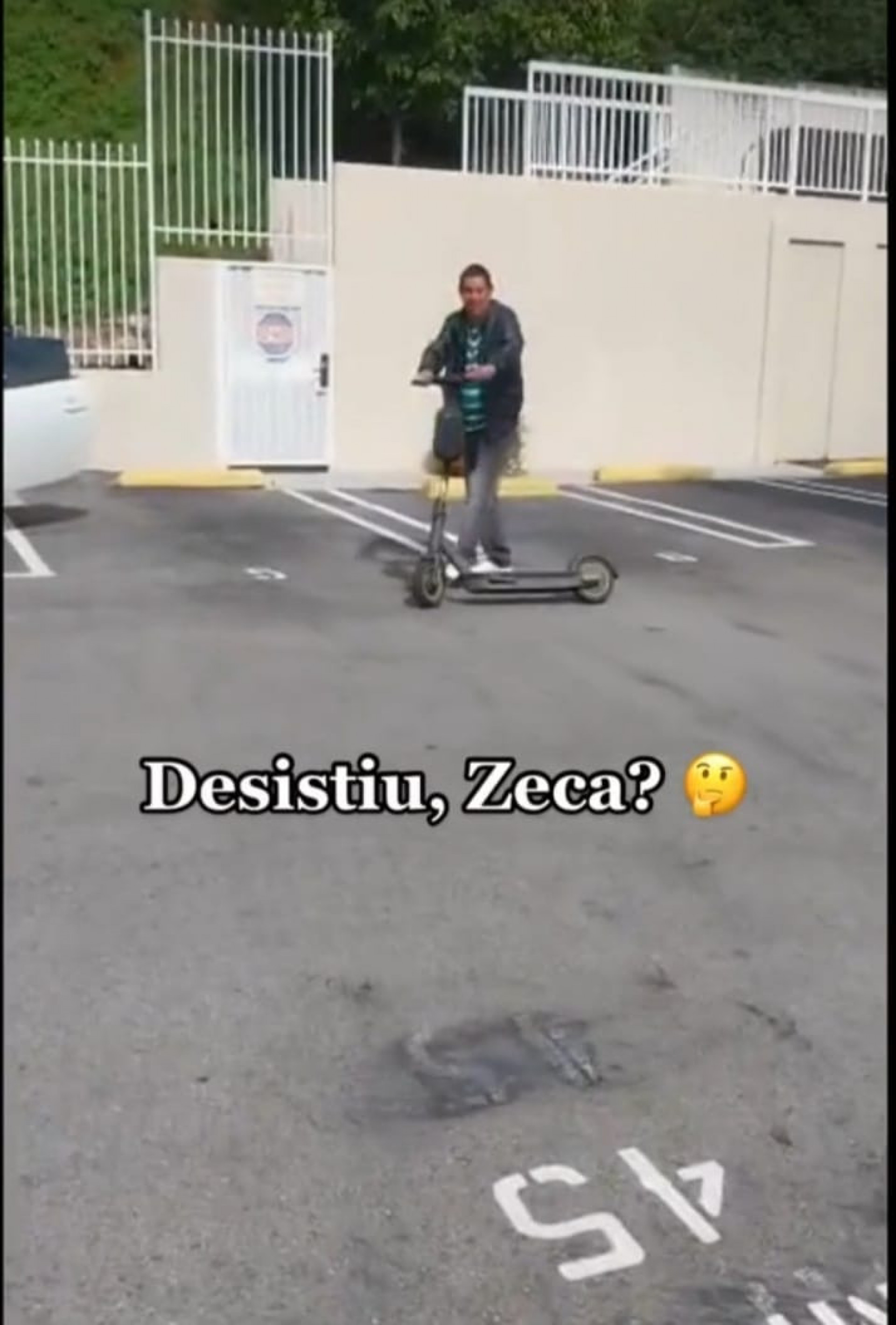 Zeca Pagodinho turistou por Hollywood antes de show na Califórnia  - Reprodução de Vídeo 