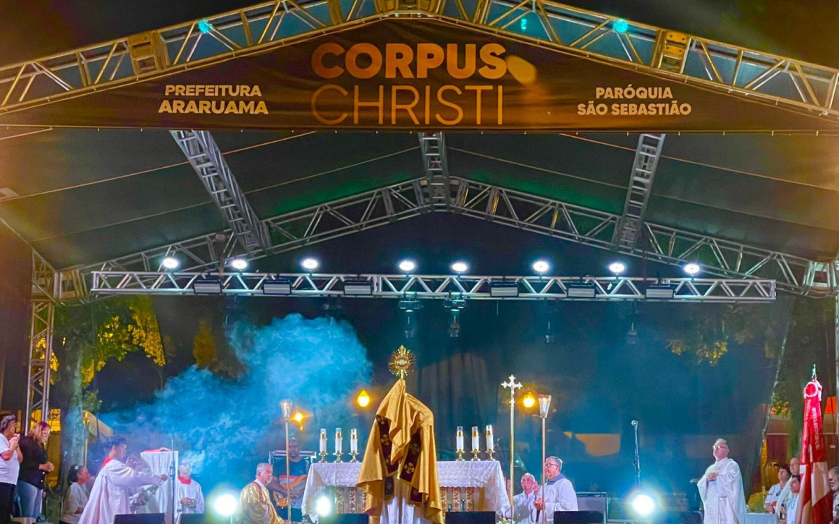 Festa de Corpus Christi em Araruama