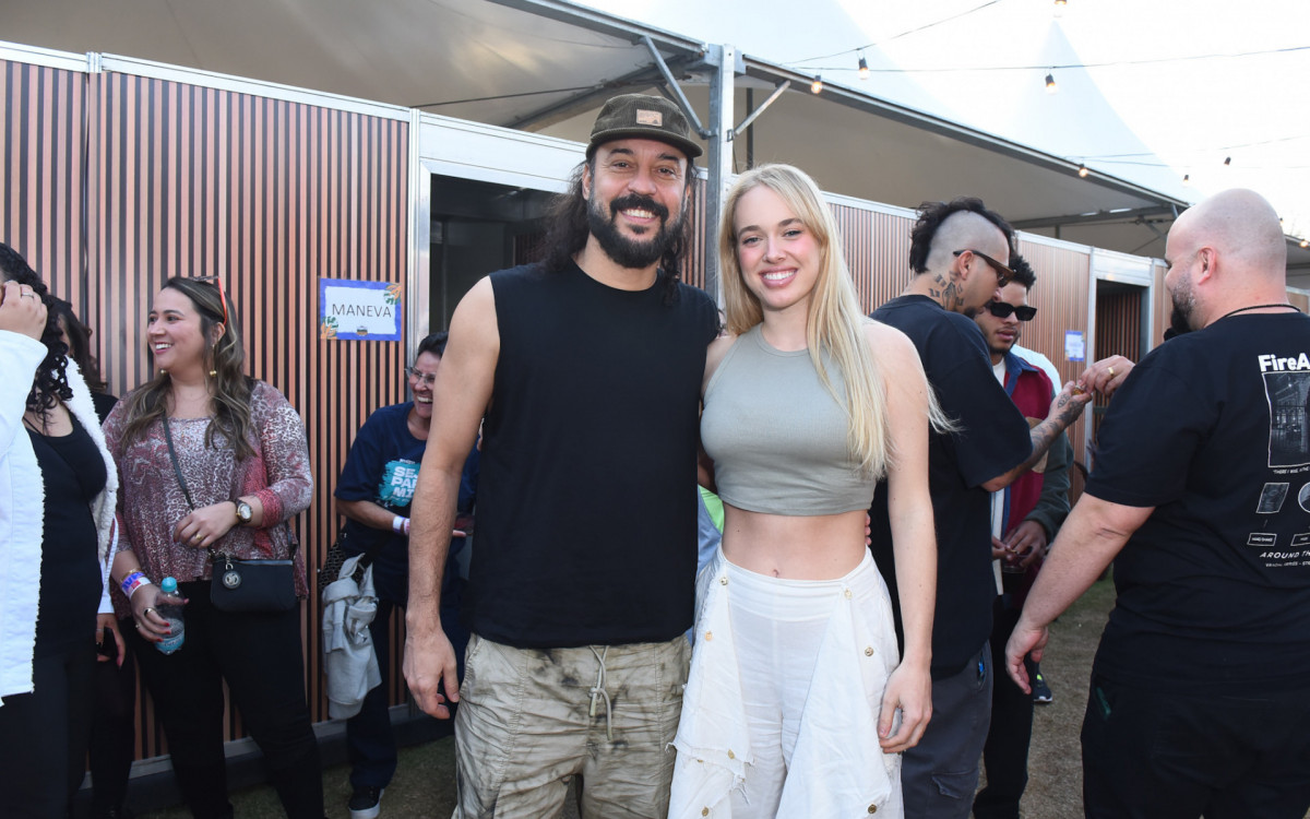 Gabriel O Pensador e a namorada, Gabriela Vicente