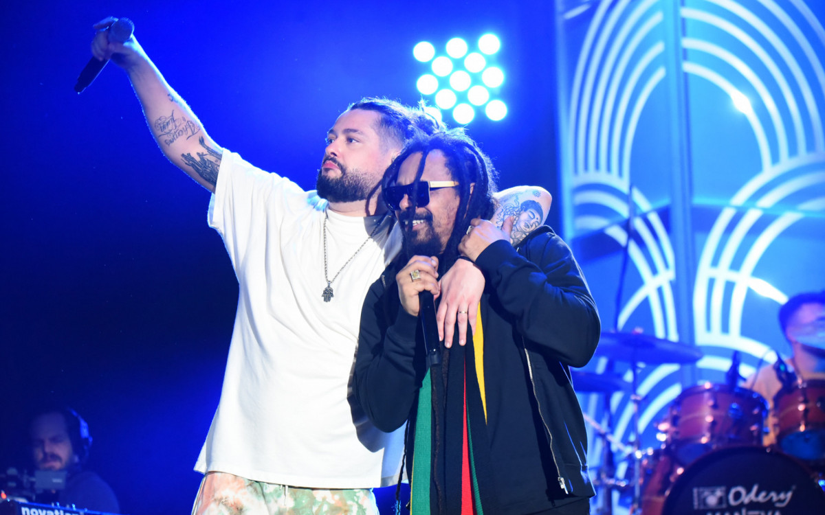 Marcelo Falcão participa da gravação do DVD do Maneva, em São Paulo