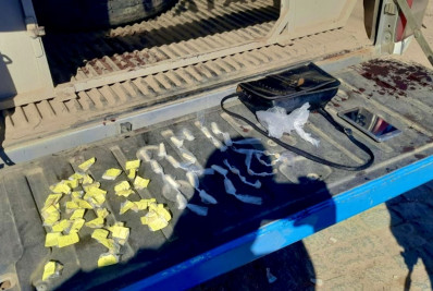 Polícia Militar de Macaé realiza prisão de mulher e apreensão de drogas no bairro Cajueiros