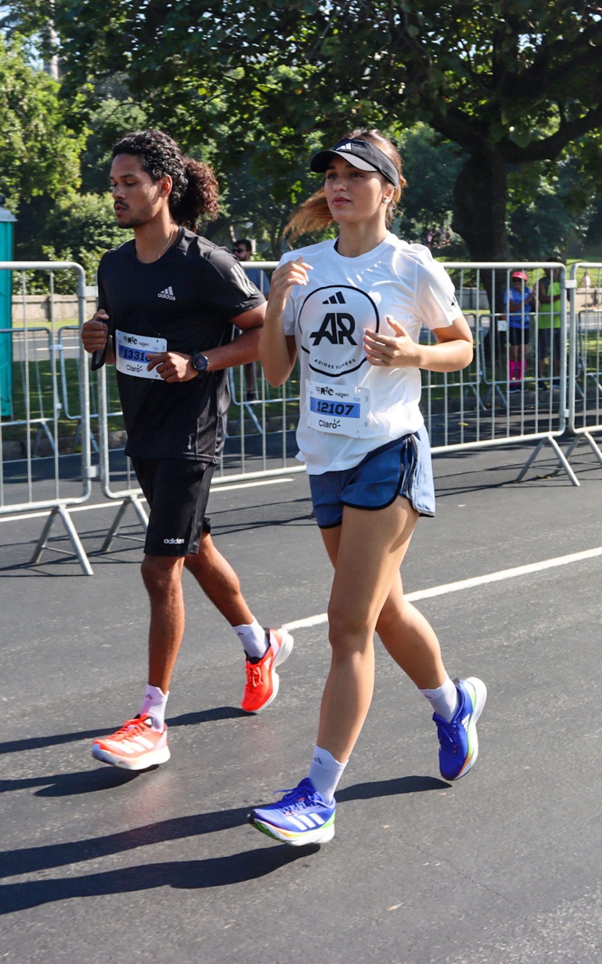 Rafa Kalimann participa da Maratona do Rio 
