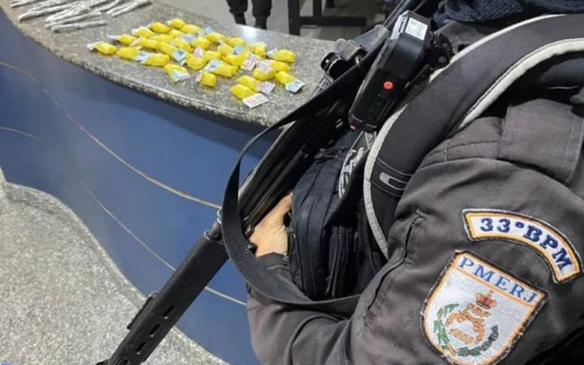 PM apreende drogas na &Aacute;gua Santa 