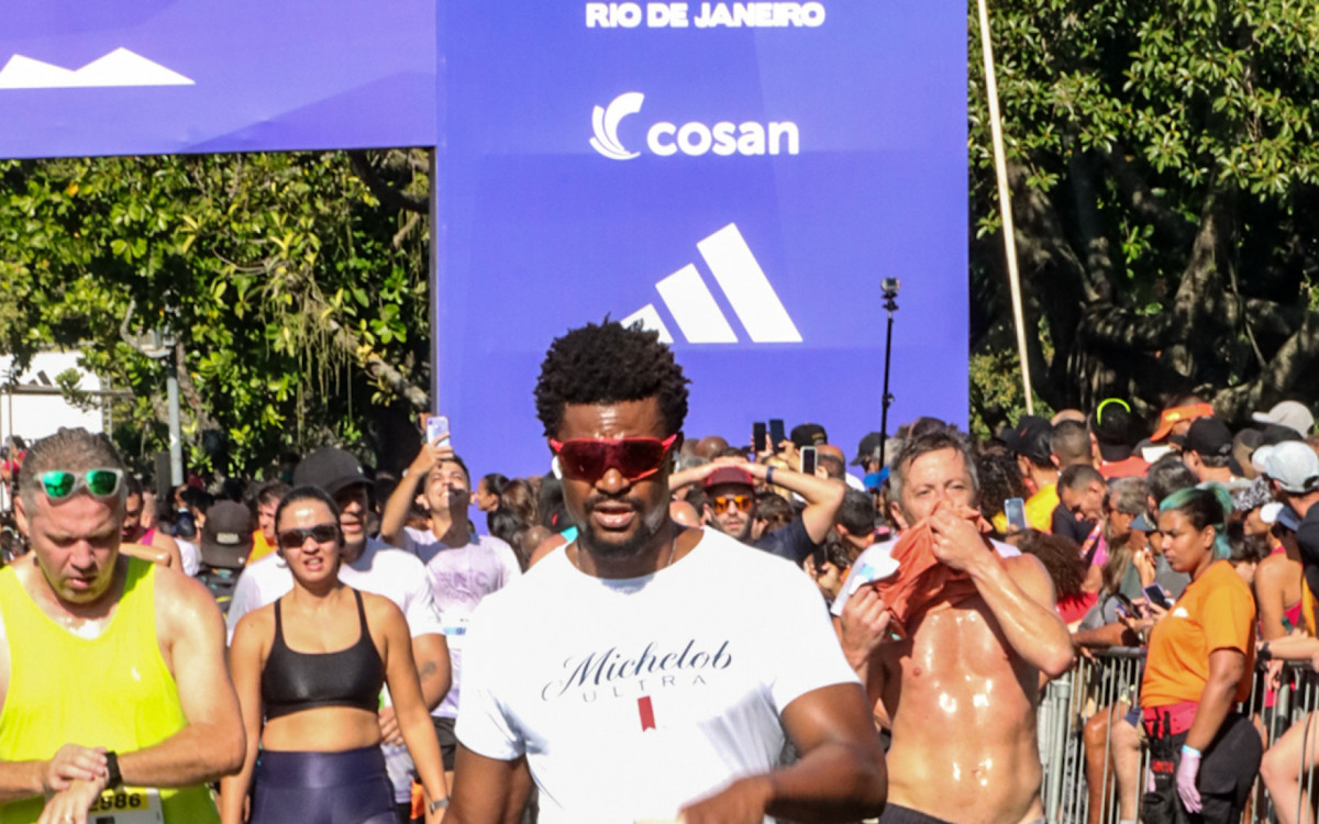 David Junior participa da Maratona do Rio 