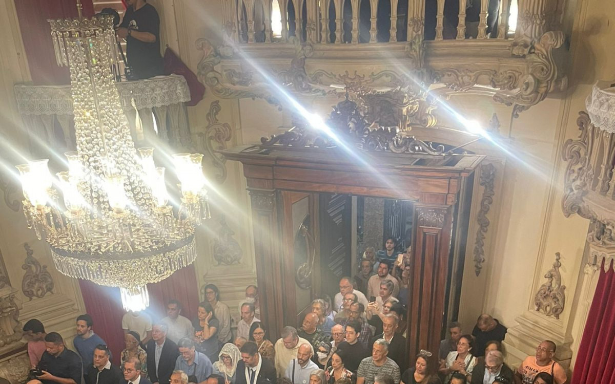 Igreja de Nossa Senhora da Lapa dos Mercadores, no Centro do Rio, recebeu um bom público em sua reabertura - Anna Clara Sancho / Agência O Dia