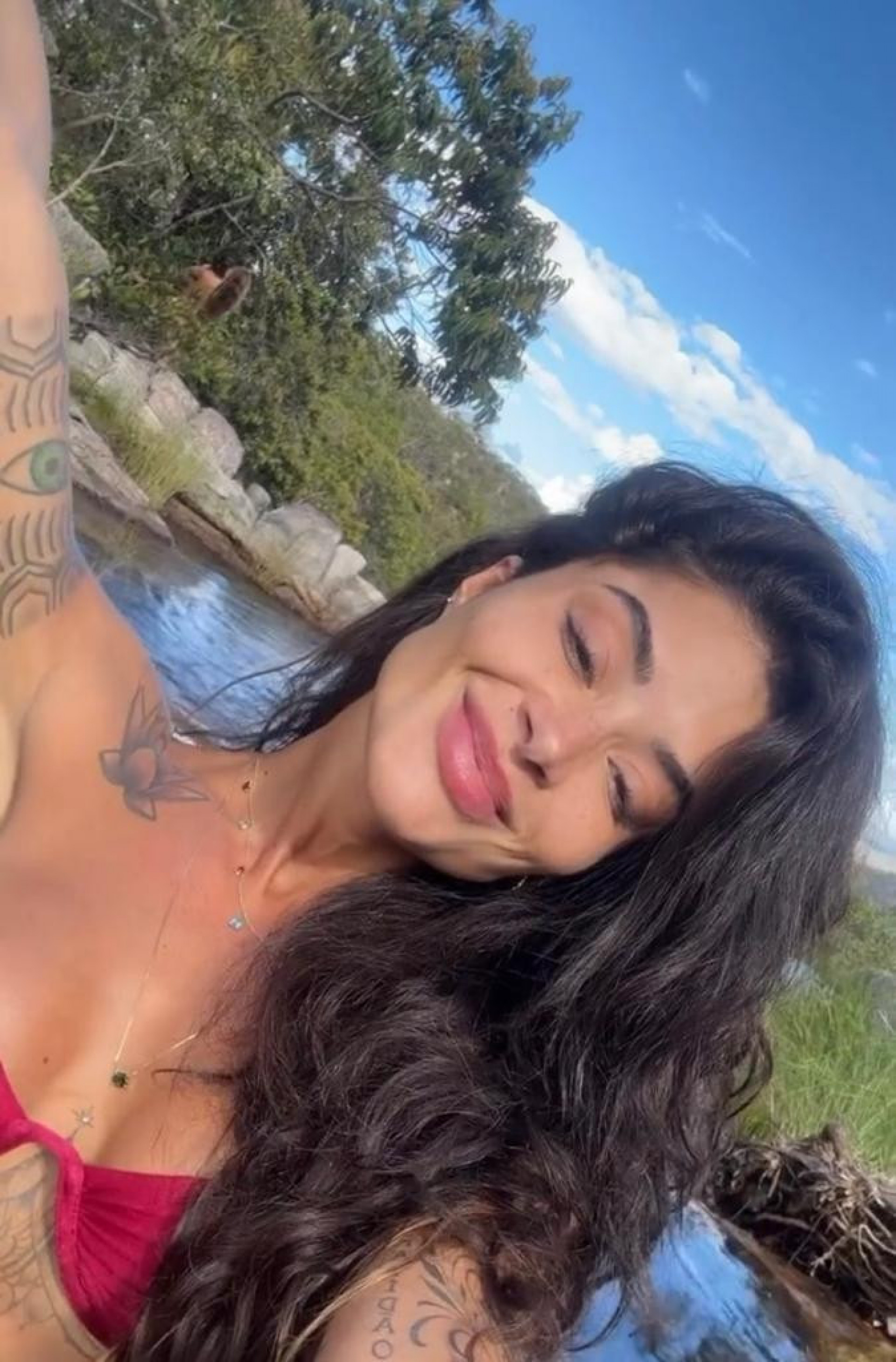 Aline Campos fica sem gasolina na Chapada dos Veadeiros - Reprodução / Instagram