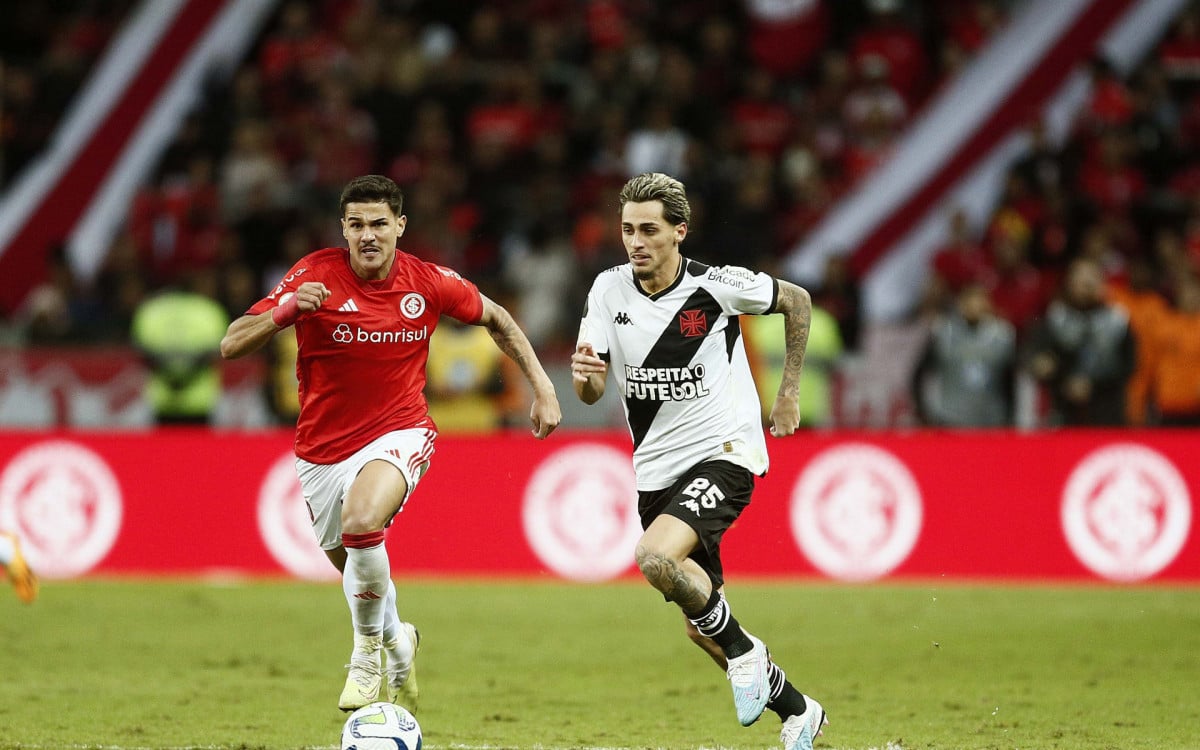 Partida entre Vasco da Gama x Internacional no Est&aacute;dio da Beira Rio, na cidade de Porto Alegre. Nesta noite de Domingo (11). - Daniel Ramalho / Vasco