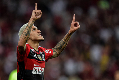 Com um a mais, Flamengo vence o Bahia no primeiro jogo sem Jorge Sampaoli