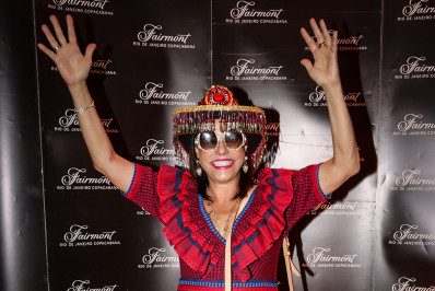 Narcisa Tamborindeguy promove festa junina com a presença de famosos 