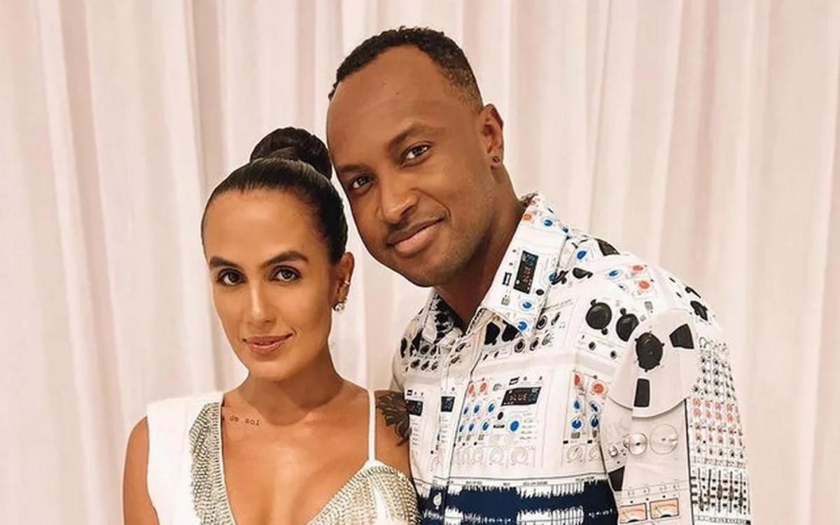 Carol Peixinho e Thiaguinho