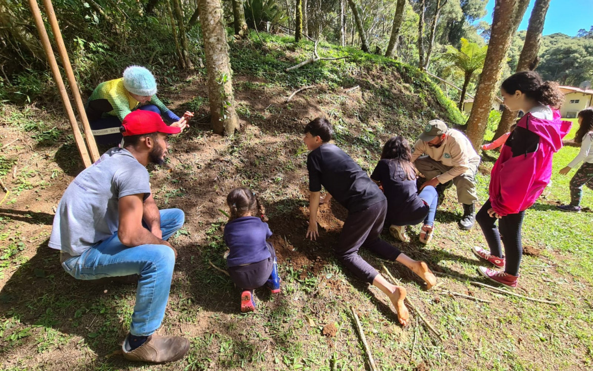 As celebra&ccedil;&otilde;es pelo anivers&aacute;rio do PETP e pelo Dia Mundial do Meio Ambiente aconteceram em alguns n&uacute;cleos localizados em diferentes munic&iacute;pios fluminenses