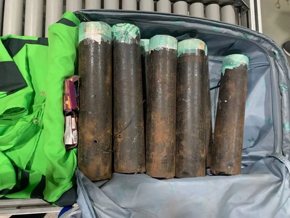 PF prende três que tentaram embarcar explosivos em voo no Pará