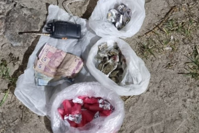 Trio é preso por tráfico de drogas em São Pedro da Aldeia