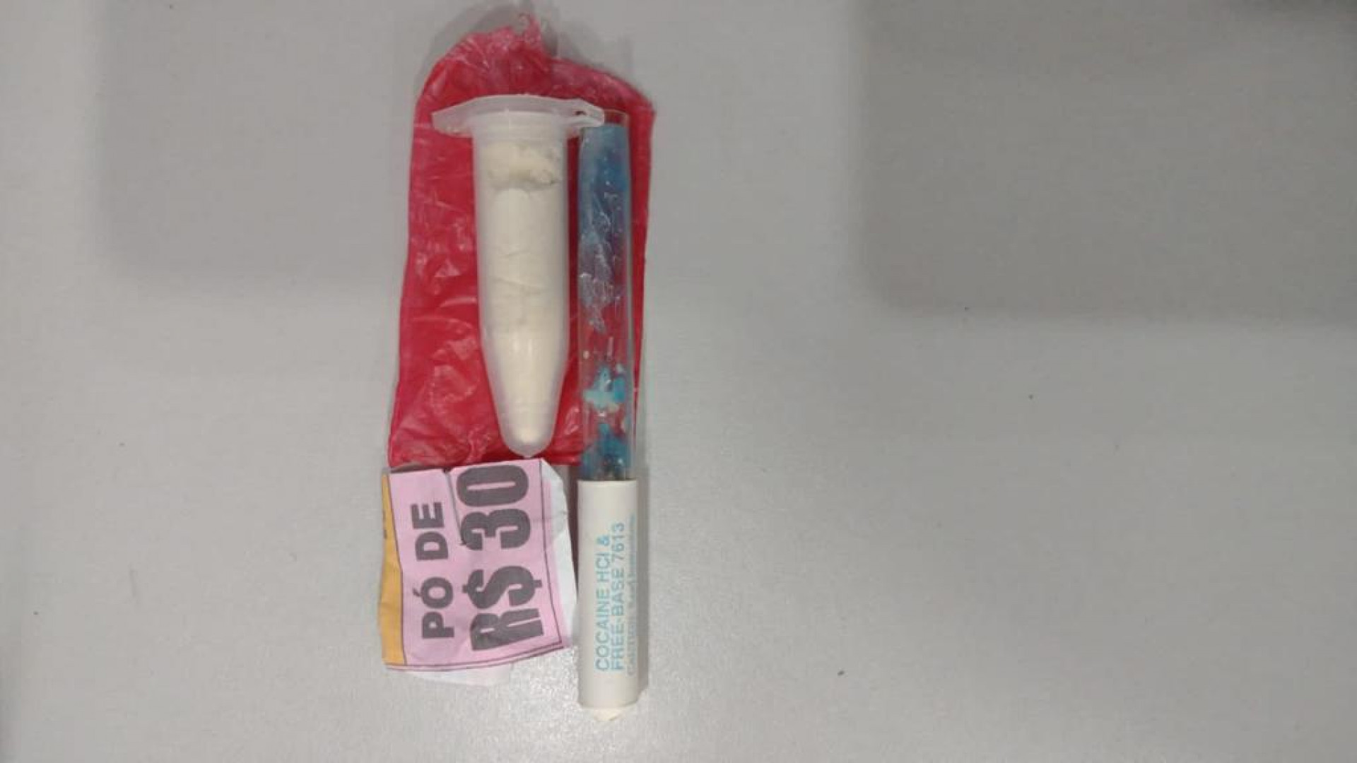 Ele será processado pelo crime de tráfico de drogas e, se condenado, poderá cumprir uma pena de até 15 anos de prisão. - Letycia Rocha (RC24h)