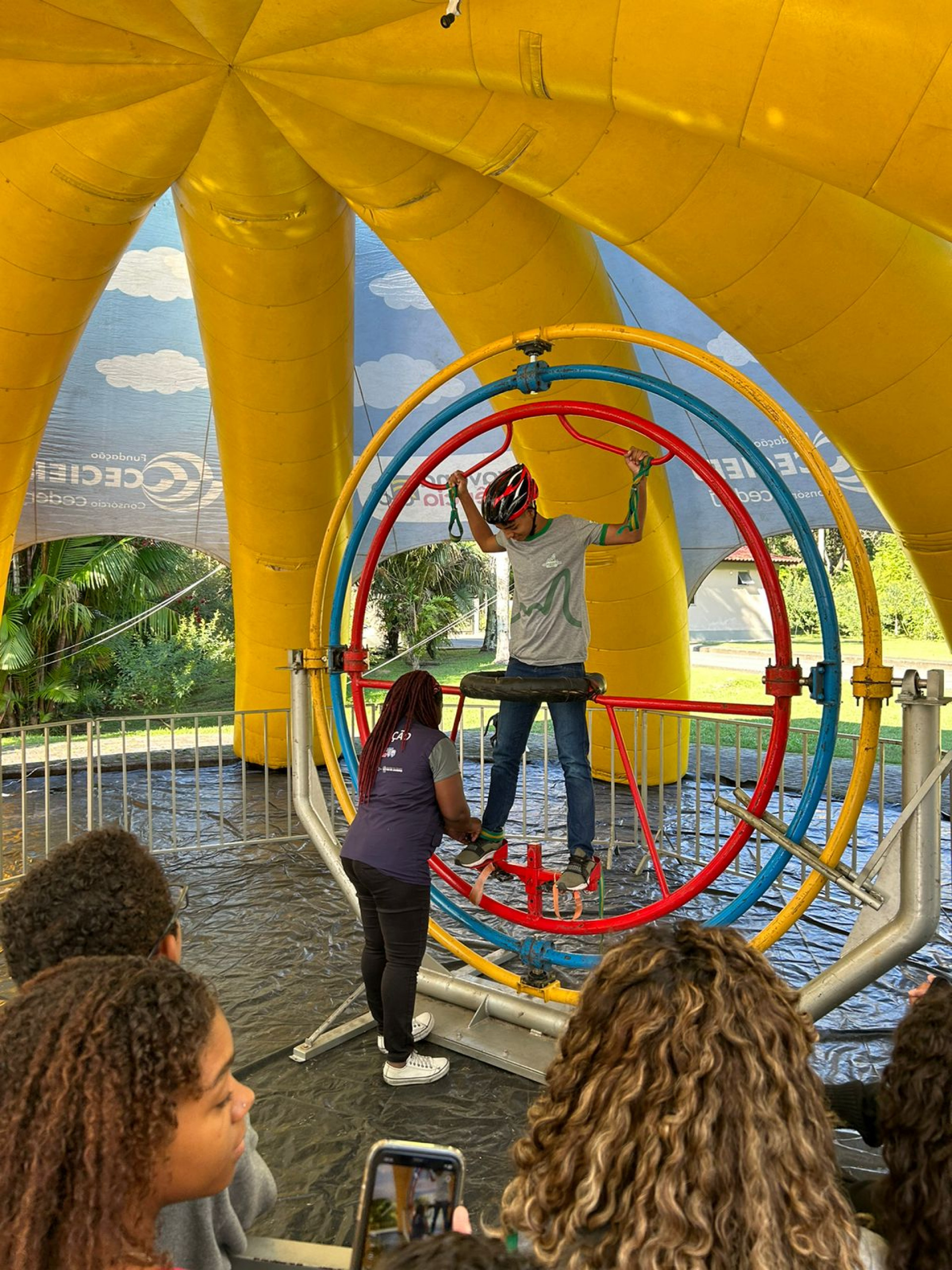 Estudantes da rede municipal de educa&ccedil;&atilde;o de Guapimirim participam da Caravana da Ci&ecirc;ncia, no PETP