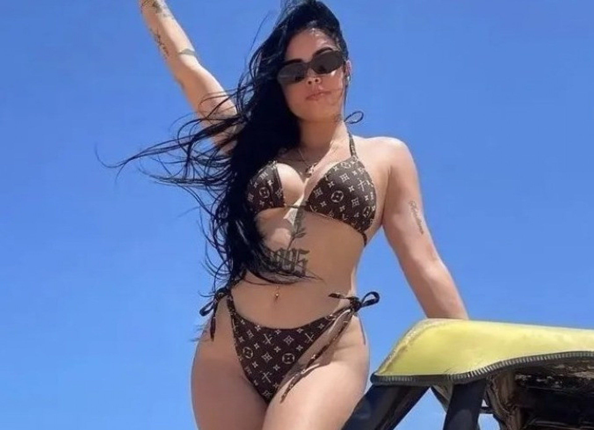 Karina Laino Gomes, de 27 anos, está presa preventivamente - Reprodução