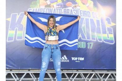 Verônica Medeiros brilha no 32º Campeonato Brasileiro de Kickboxing