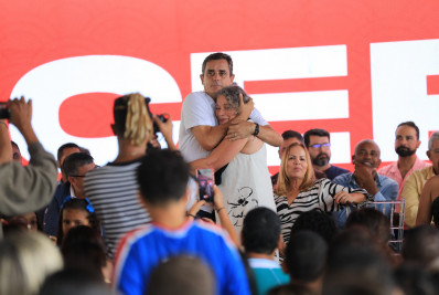 Maricá inaugura maior escola em tempo integral do Brasil