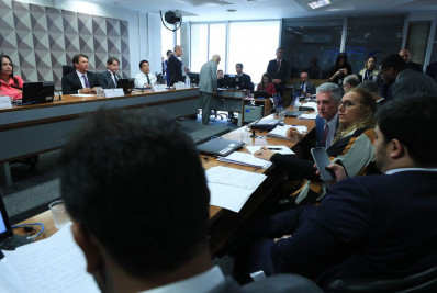 CPMI do golpe autoriza acesso a processo sobre vacinação de Bolsonaro