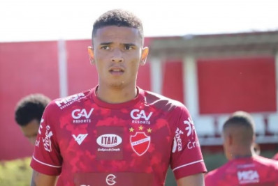 CPI das apostas: banido do futebol, jogador alega falta de dinheiro para ir a Brasília depor